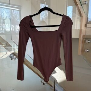 Babaton Square Neck Long Sleeve Contour Bodysuit - Deep Brown